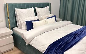 Smile - Brandnew Apart With Freeundergroundparking, Large Balcony, Near Shopping Centers